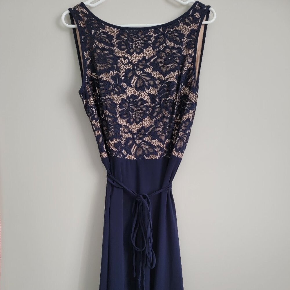Roz & Ali blue/tan string belt dress